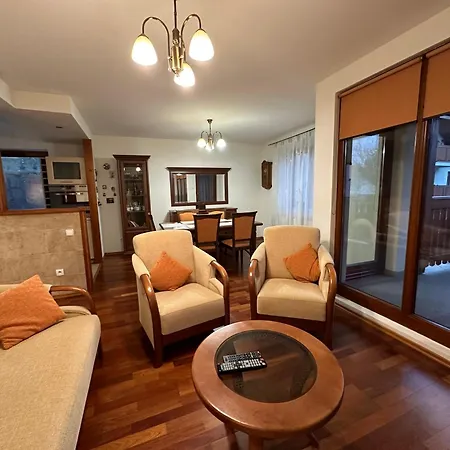 Apartment Orzechowy Raj *