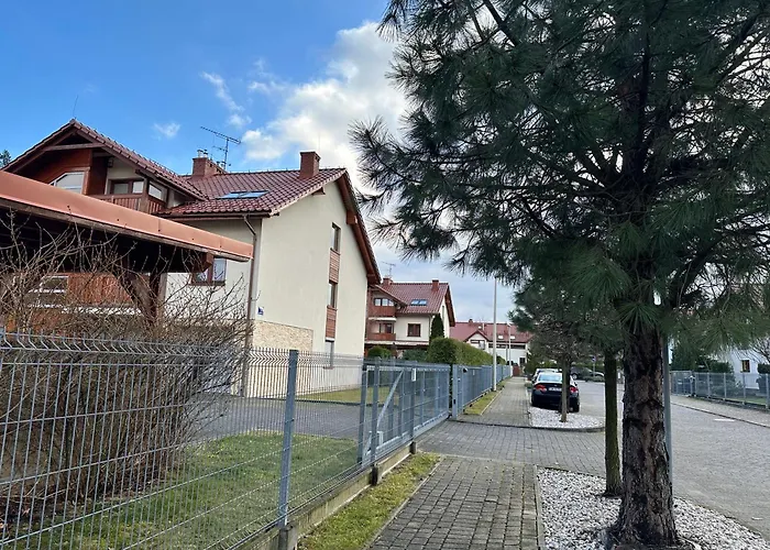 Orzechowy Raj אוסטראון